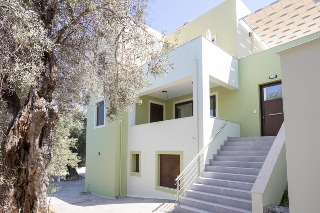 Verikokia Luxurious House With Garden Maroulás Exterior foto